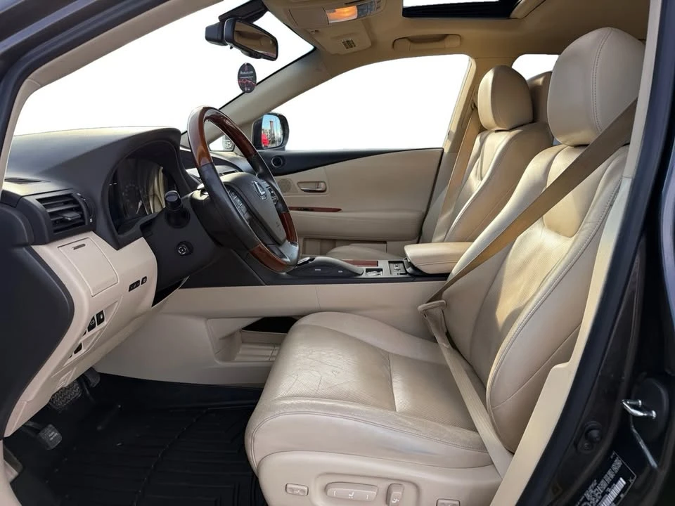 2010 Lexus RX 3rd Gen - Image 11 of 17