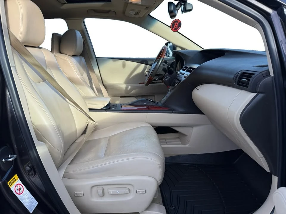 2010 Lexus RX 3rd Gen - Image 12 of 17
