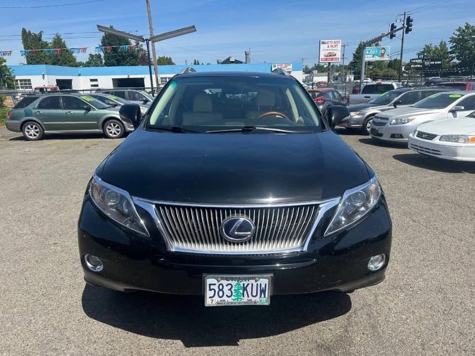 2010 Lexus RX 3rd Gen - Image 9 of 18