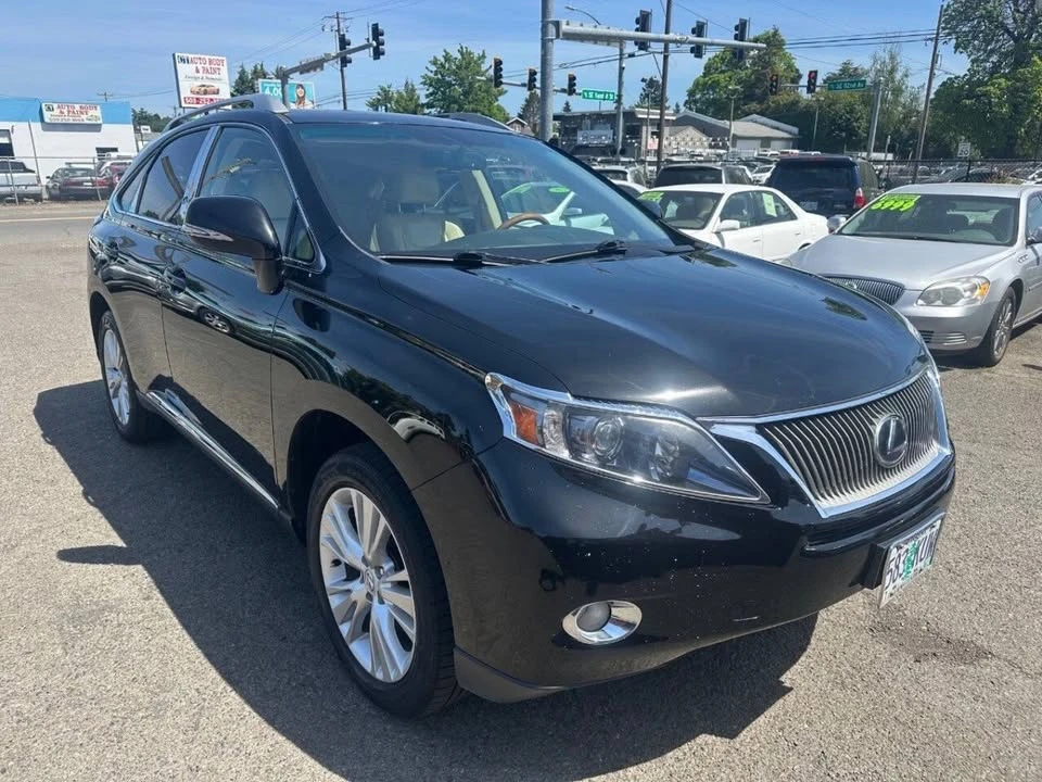 2010 Lexus RX 3rd Gen - Image 8 of 18