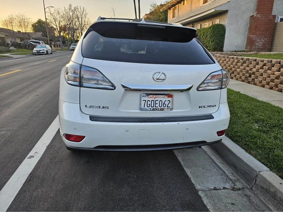 2010 Lexus RX 3rd Gen - Image 2 of 20