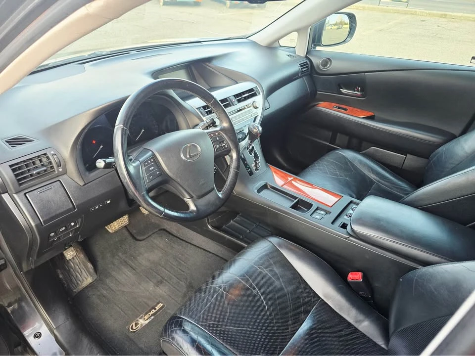 2010 Lexus RX 3rd Gen - Image 8 of 19