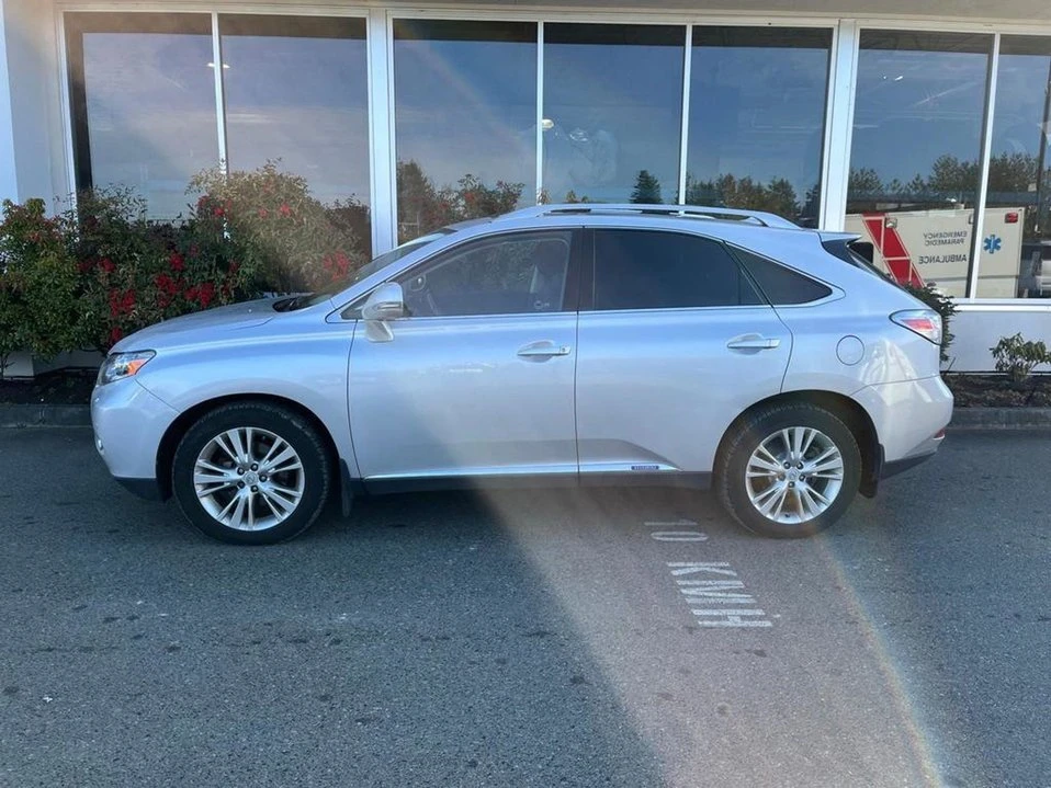 2010 Lexus RX 3rd Gen - Image 2 of 5