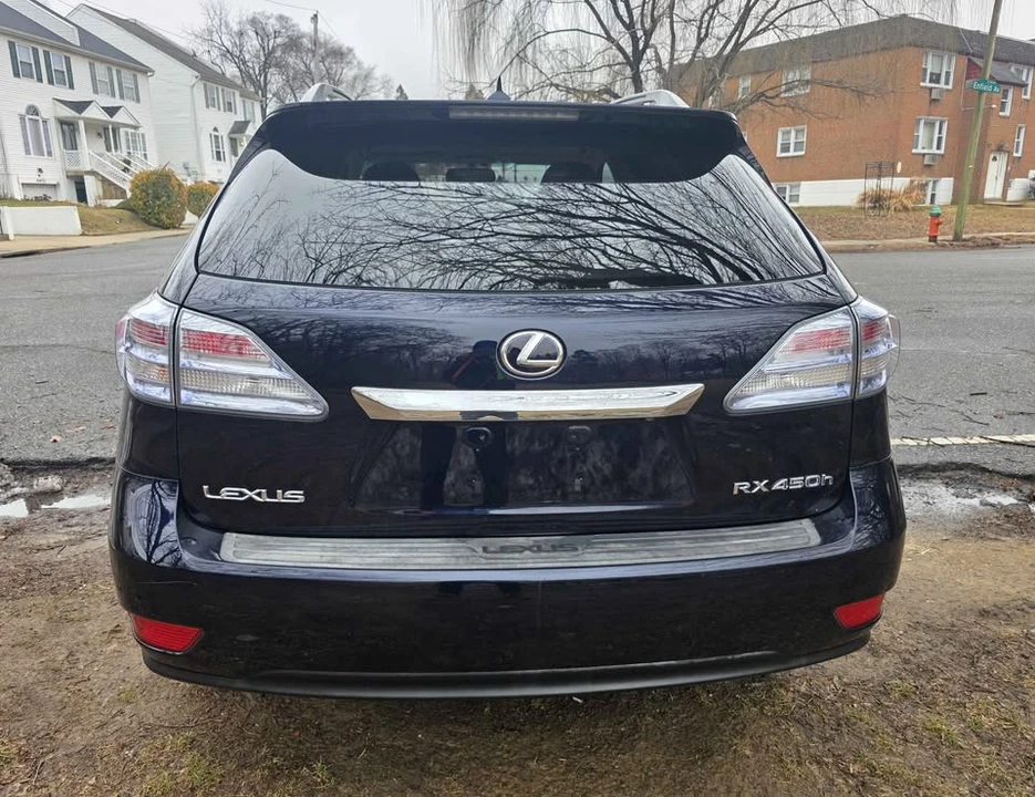 2010 Lexus RX 3rd Gen - Image 5 of 15