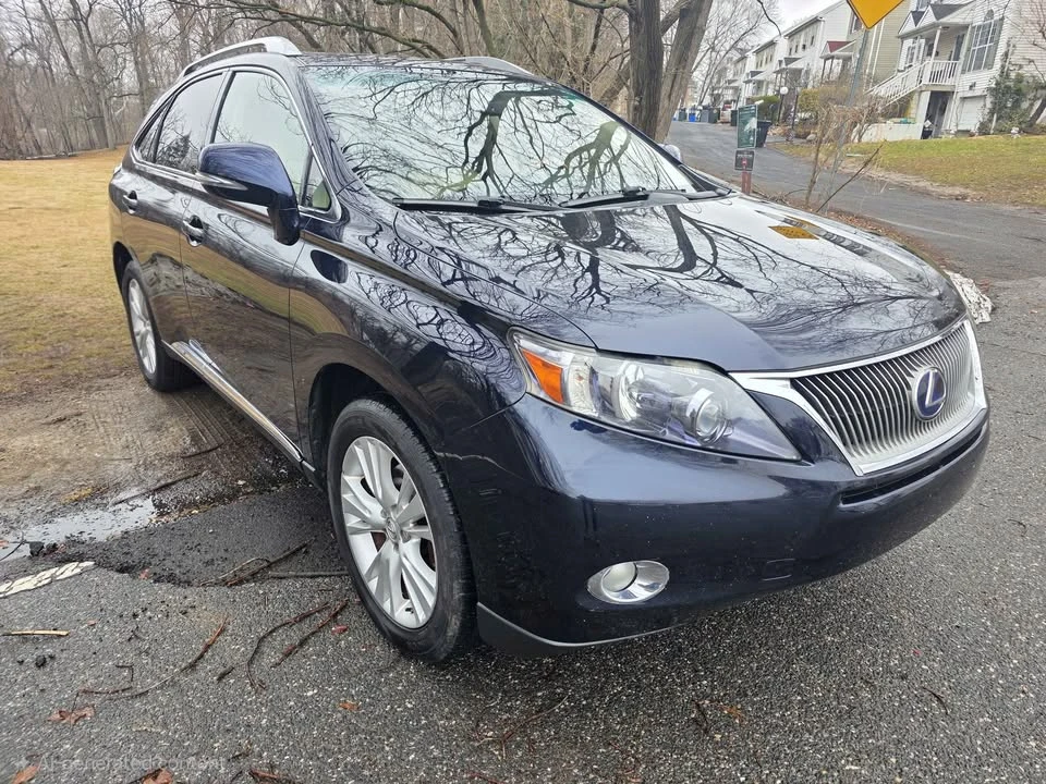 2010 Lexus RX 3rd Gen - Image 8 of 15