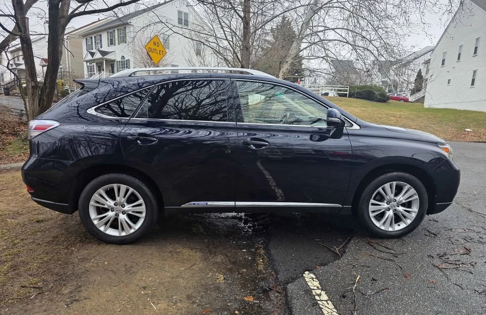 2010 Lexus RX 3rd Gen - Image 7 of 15