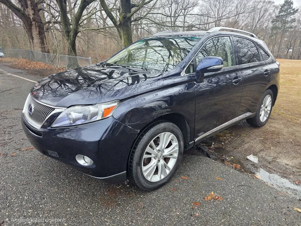 2010 Lexus RX 3rd Gen - Image 2 of 15
