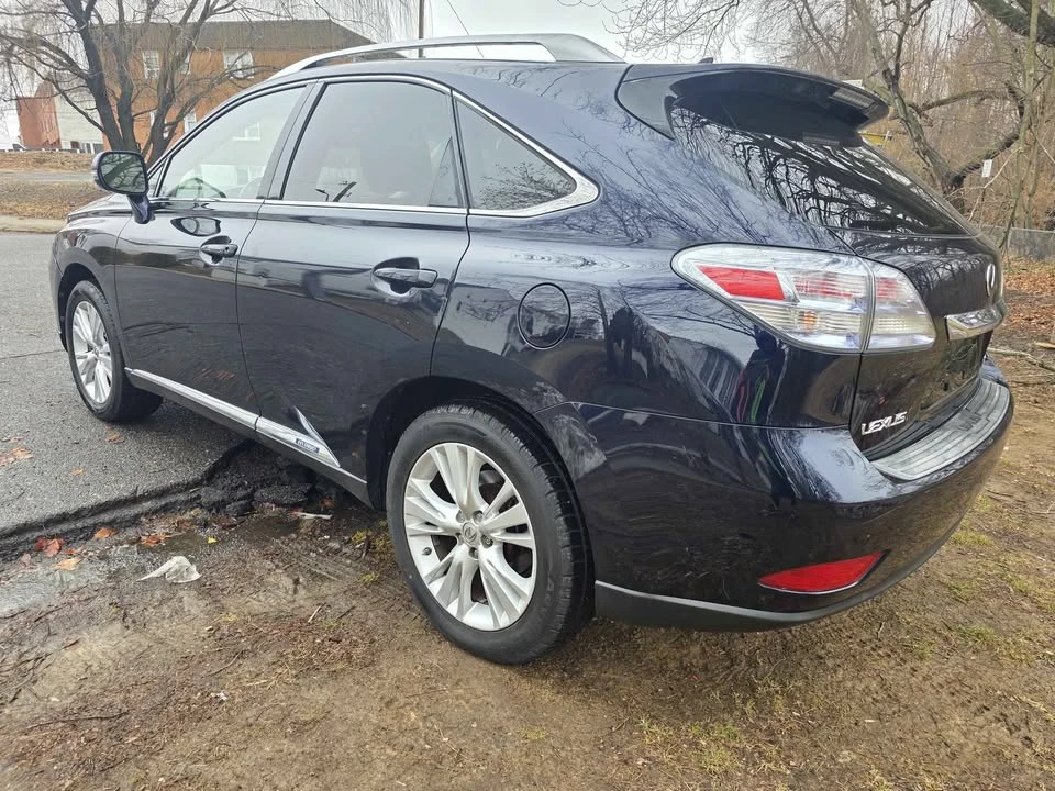 2010 Lexus RX 3rd Gen - Image 4 of 15