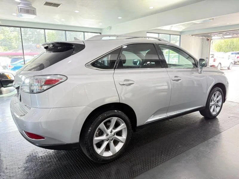 2010 Lexus RX 3rd Gen - Image 4 of 19