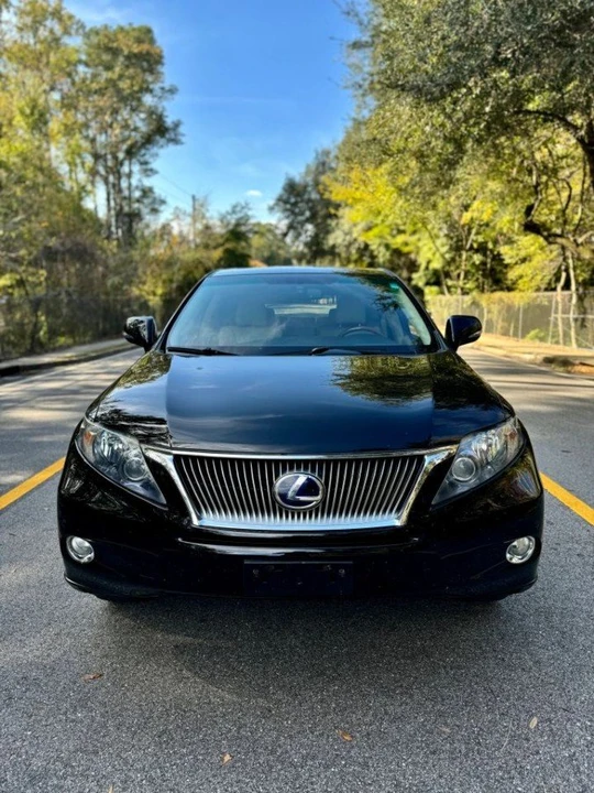 2010 Lexus RX 3rd Gen - Image 2 of 18