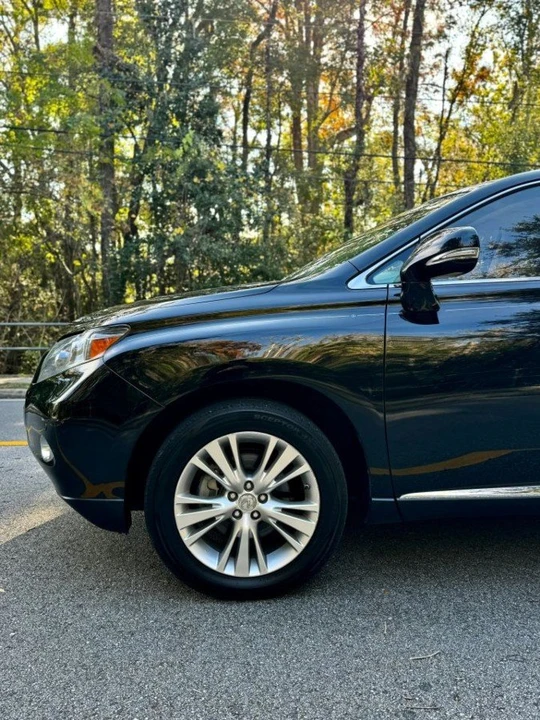 2010 Lexus RX 3rd Gen - Image 9 of 18