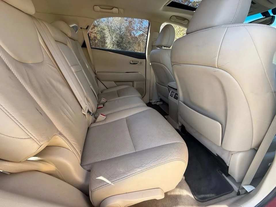 2010 Lexus RX 3rd Gen - Image 13 of 17