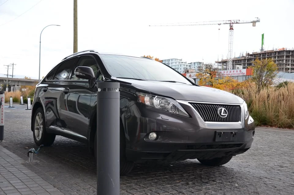 2010 Lexus RX 3rd Gen - Image 13 of 16