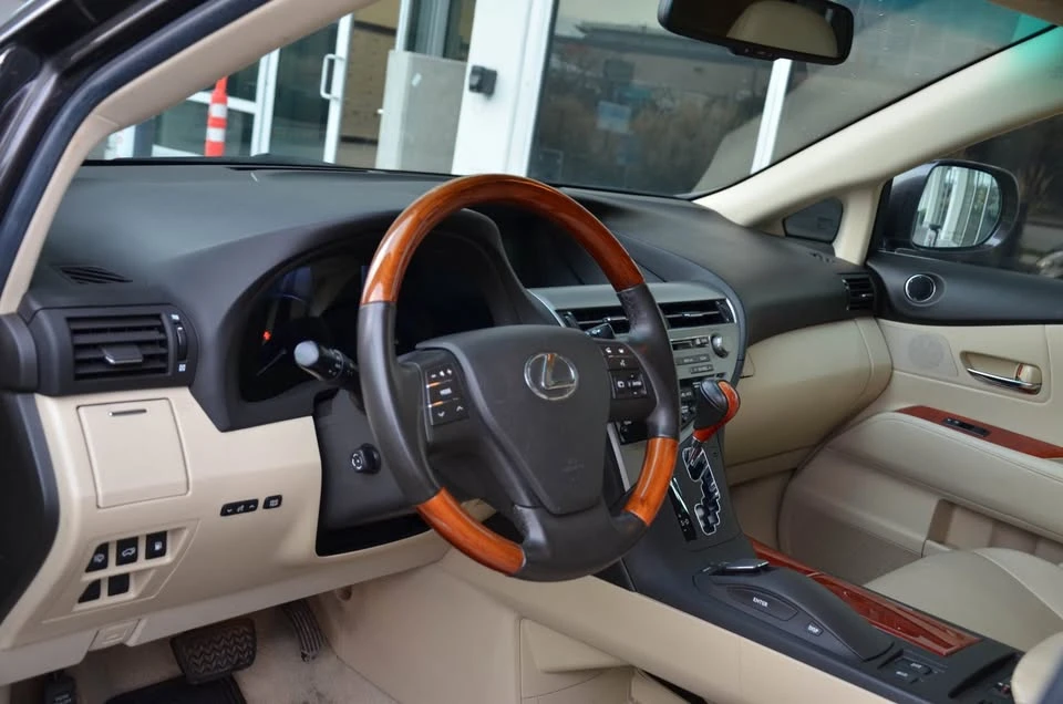 2010 Lexus RX 3rd Gen - Image 5 of 16
