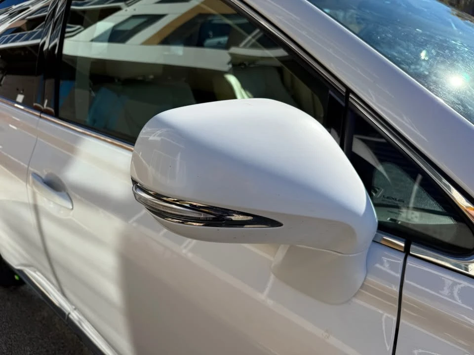 2010 Lexus RX 3rd Gen - Image 9 of 20