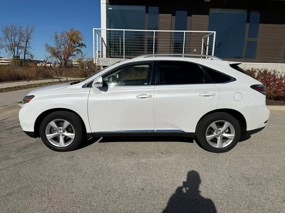 2010 Lexus RX 3rd Gen - Image 2 of 20