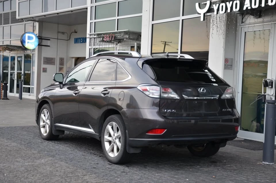 2010 Lexus RX 3rd Gen - Image 3 of 16