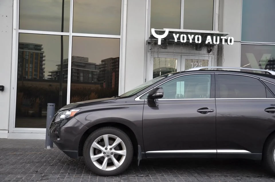2010 Lexus RX 3rd Gen - Image 15 of 16