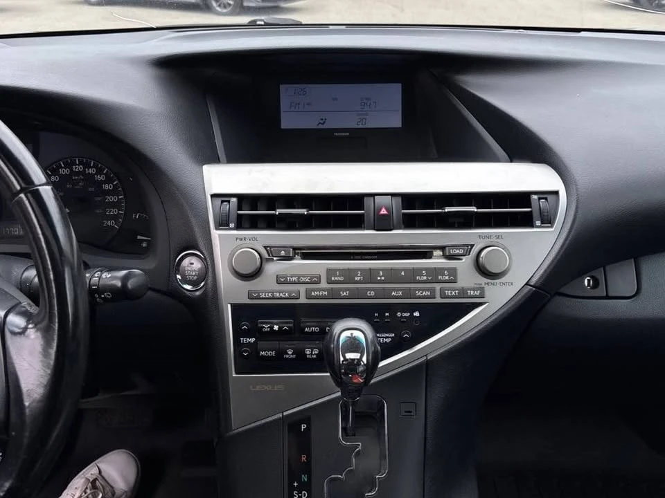 2010 Lexus RX 3rd Gen - Image 8 of 16