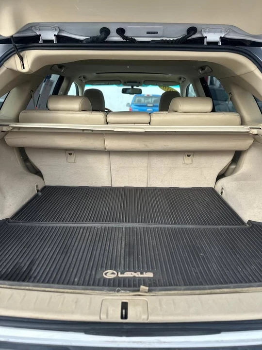 2010 Lexus RX 3rd Gen - Image 11 of 14