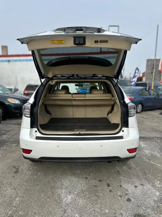 2010 Lexus RX 3rd Gen - Image 10 of 14