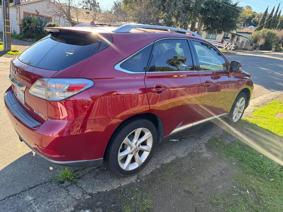 2010 Lexus RX 3rd Gen - Image 4 of 18