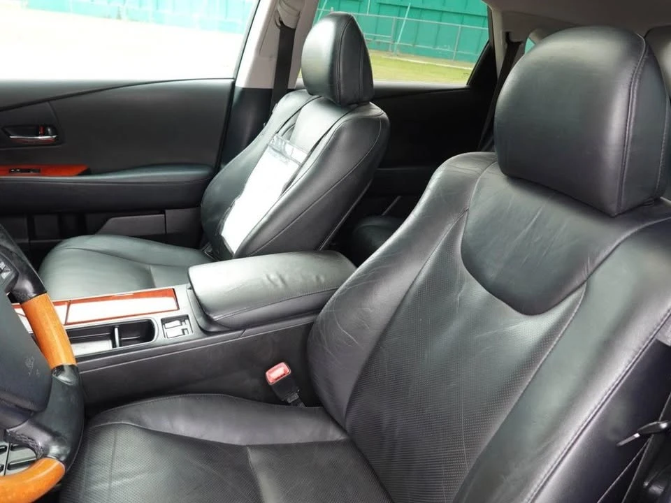 2010 Lexus RX 3rd Gen - Image 6 of 13