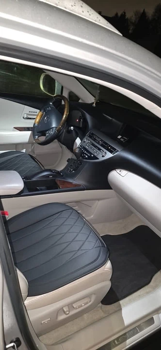 2010 Lexus RX 3rd Gen - Image 8 of 11