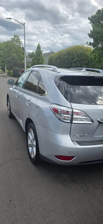 2010 Lexus RX 3rd Gen - Image 6 of 11