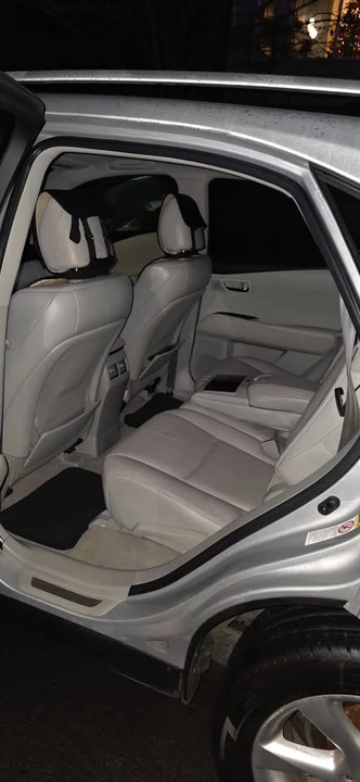 2010 Lexus RX 3rd Gen - Image 10 of 11