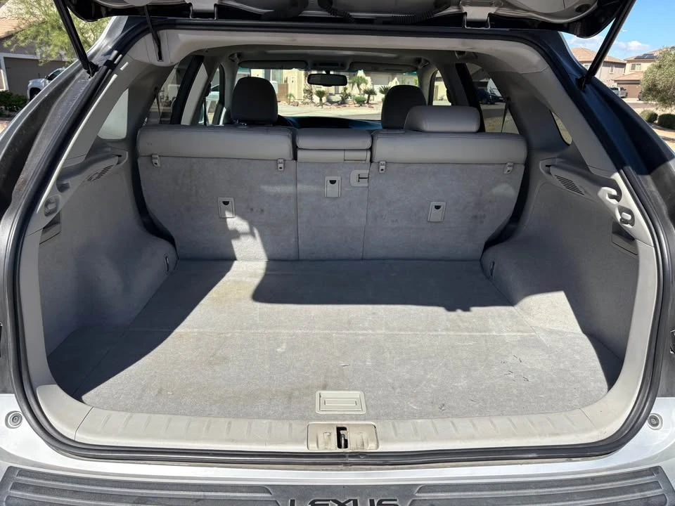 2010 Lexus RX 3rd Gen - Image 12 of 17