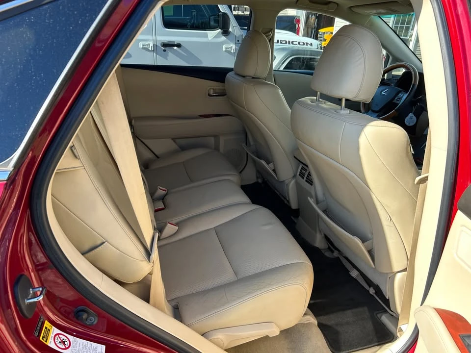 2010 Lexus RX 3rd Gen - Image 8 of 17