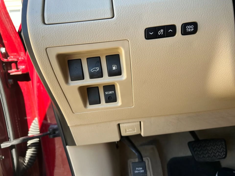 2010 Lexus RX 3rd Gen - Image 12 of 17