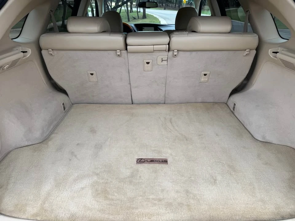 2010 Lexus RX 3rd Gen - Image 15 of 19