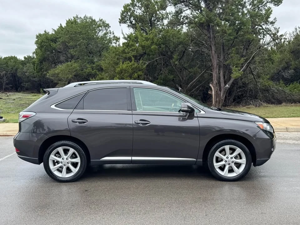 2010 Lexus RX 3rd Gen - Image 8 of 19