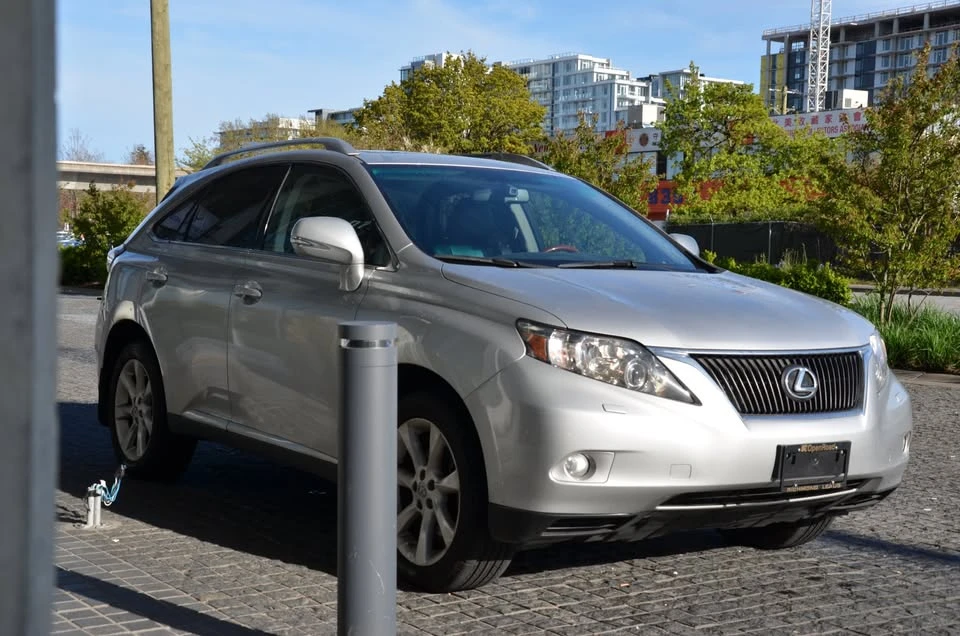2010 Lexus RX 3rd Gen - Image 3 of 20