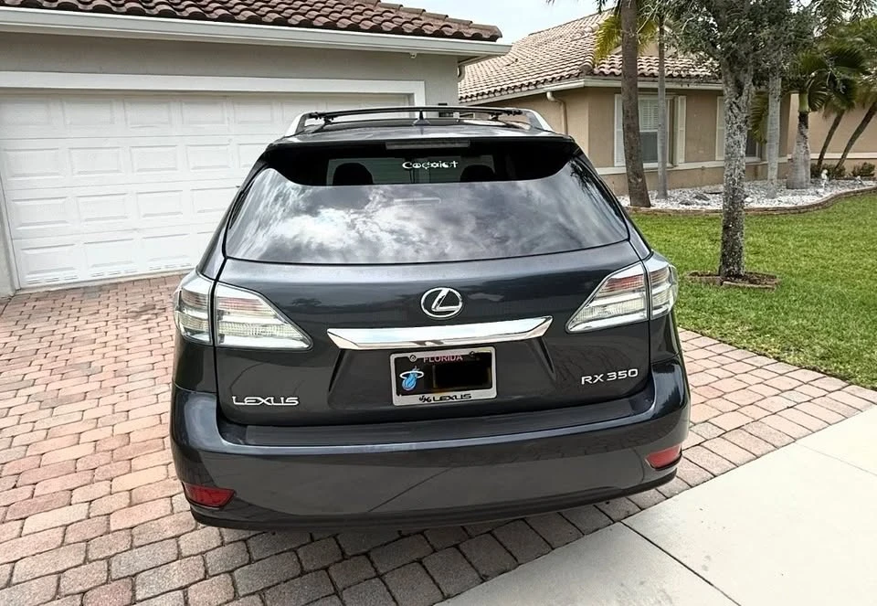 2010 Lexus RX 3rd Gen - Image 5 of 10