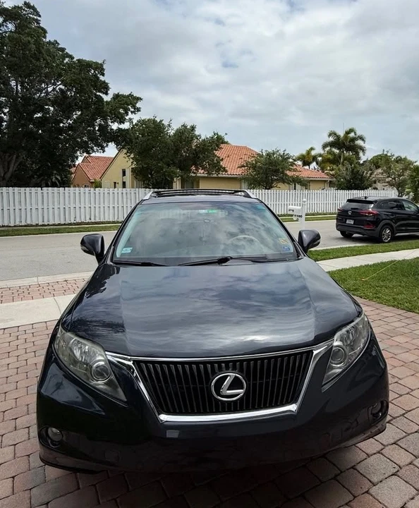 2010 Lexus RX 3rd Gen - Image 2 of 10