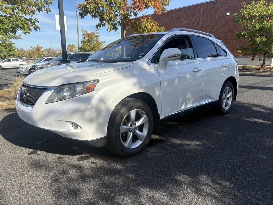 2010 Lexus RX 3rd Gen - Image 3 of 19
