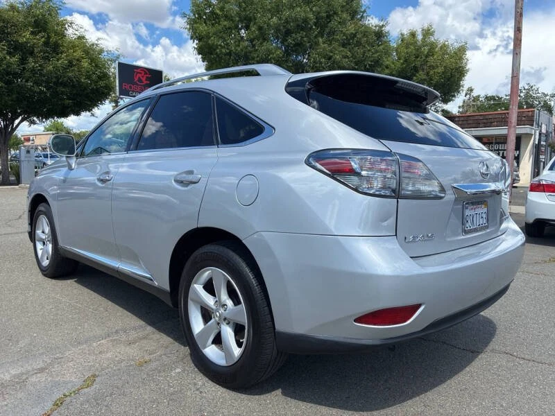 2010 Lexus RX 3rd Gen - Image 5 of 13
