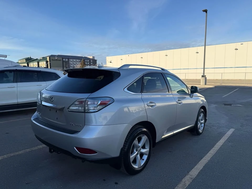 2010 Lexus RX 3rd Gen - Image 5 of 19
