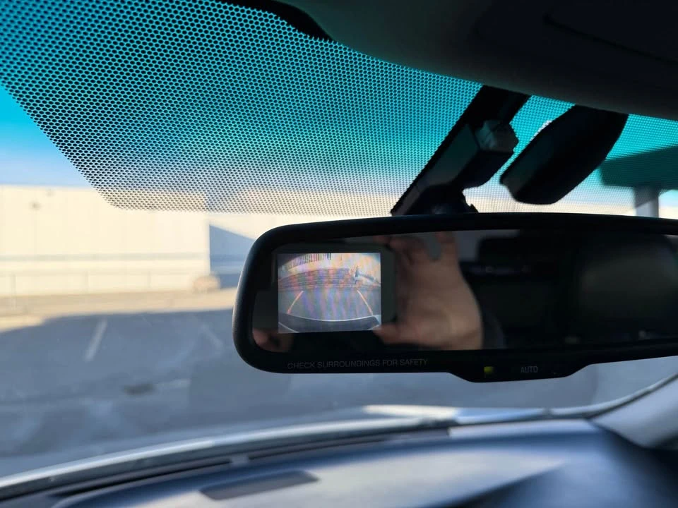 2010 Lexus RX 3rd Gen - Image 18 of 19