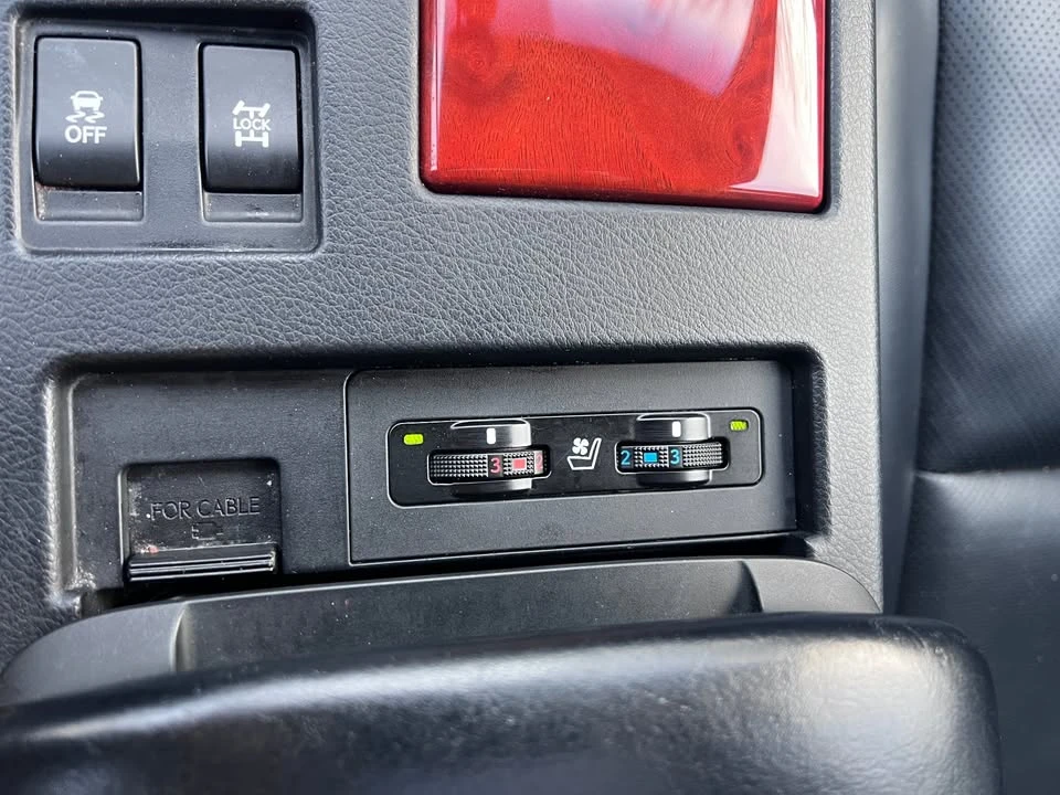 2010 Lexus RX 3rd Gen - Image 13 of 20