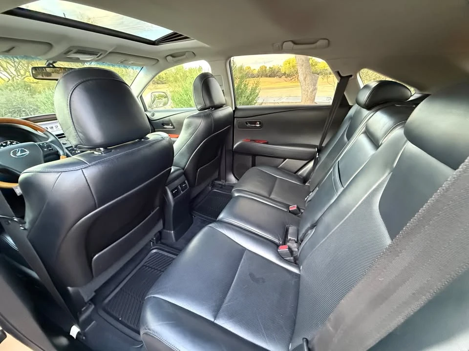 2010 Lexus RX 3rd Gen - Image 11 of 20