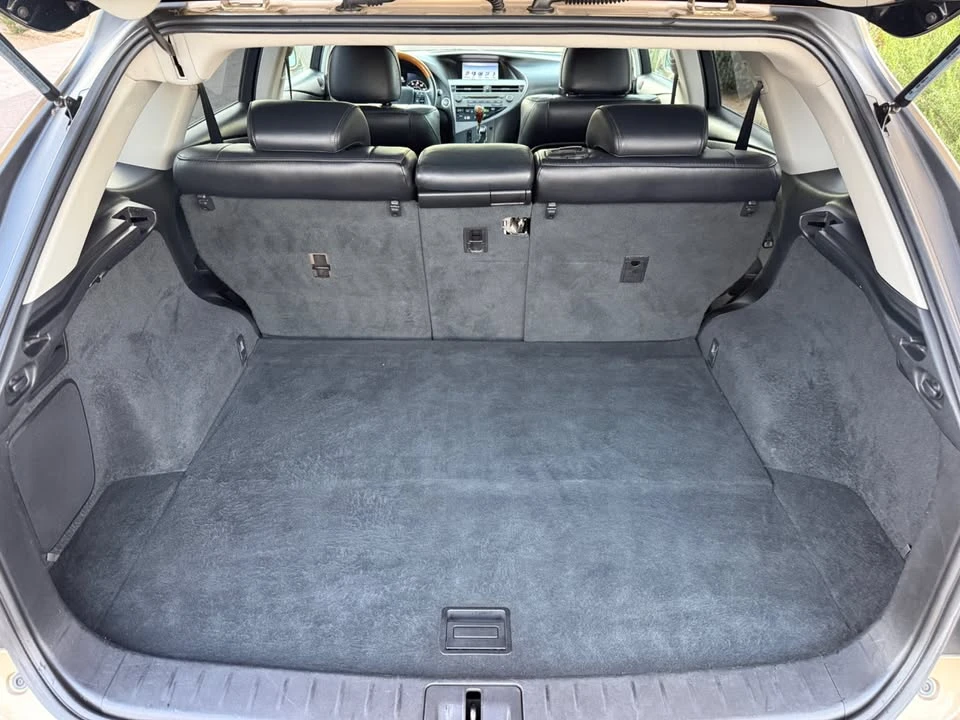2010 Lexus RX 3rd Gen - Image 6 of 20