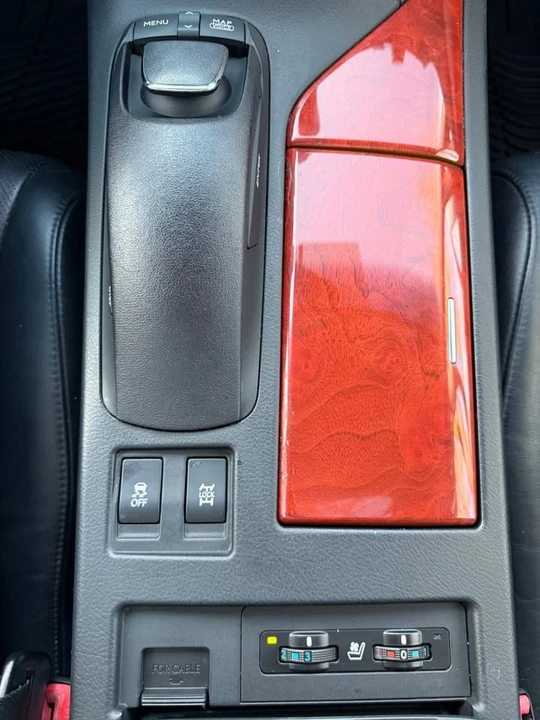 2010 Lexus RX 3rd Gen - Image 19 of 20