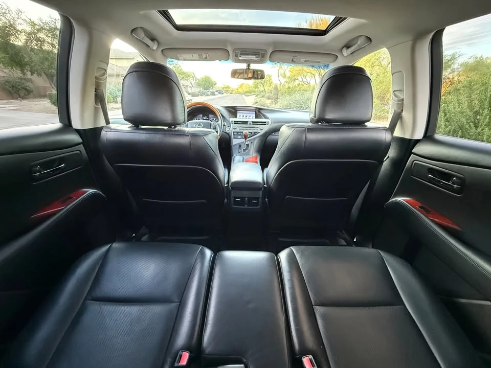 2010 Lexus RX 3rd Gen - Image 8 of 20