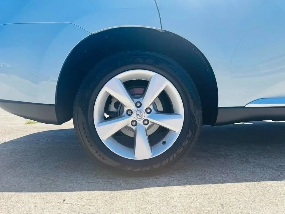 2010 Lexus RX 3rd Gen - Image 16 of 16