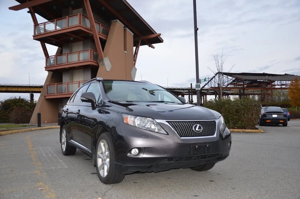 2010 Lexus RX 3rd Gen - Image 6 of 13