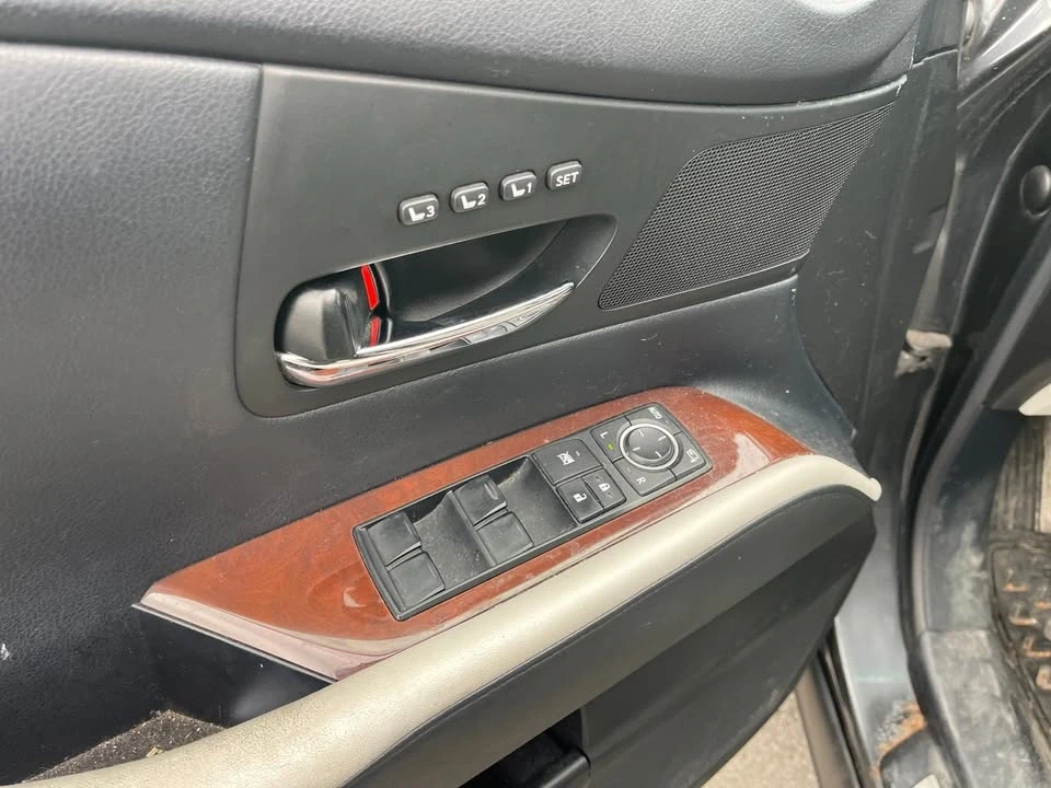 2010 Lexus RX 3rd Gen - Image 14 of 14